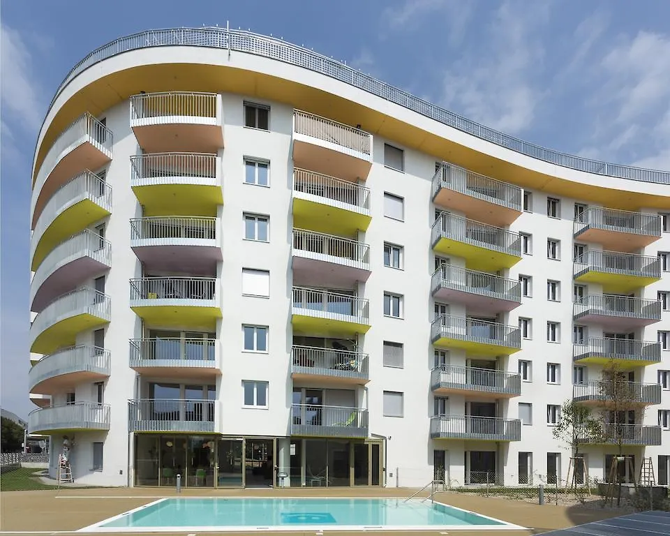 Ig City Apartments Danube Lodge contacts